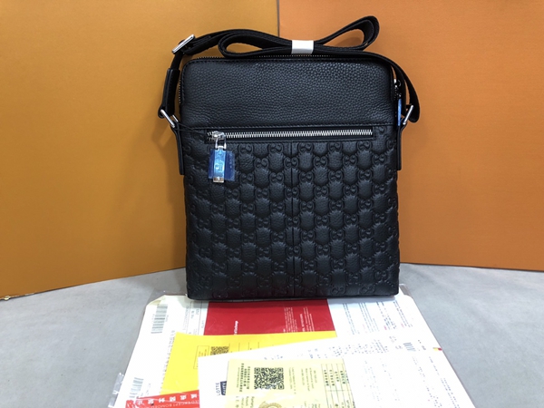 スーパーコピーブランドバッグ背面デザイン